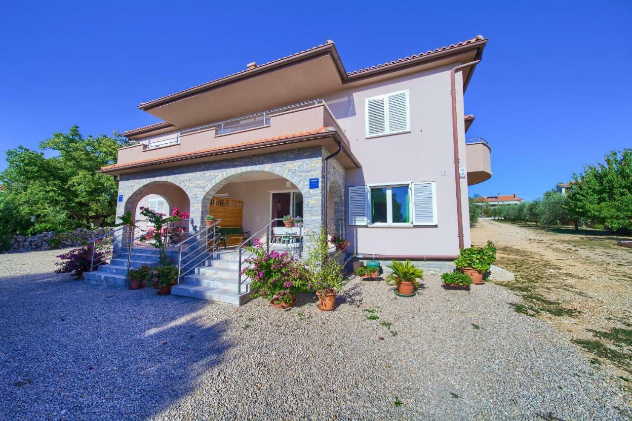 Stela Apartment Pinezići Exterior foto